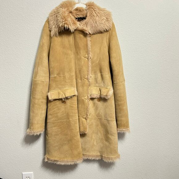 BCBGMaxAzria 100% Leather Sueded Shearling Coat Size Medium Old Money Mob Wife - Picture 2 of 13